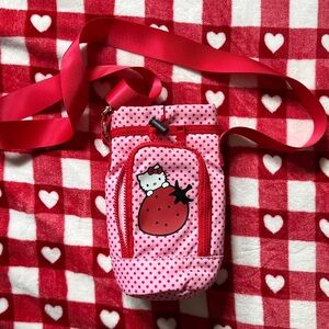 Hello Kitty Bottle and Card Carrier 🍓